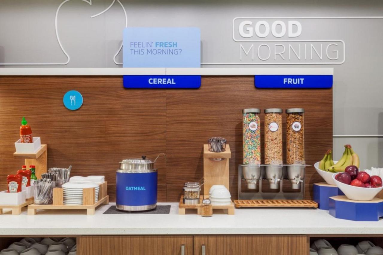 Holiday Inn Express - White Marsh By Ihg Dış mekan fotoğraf