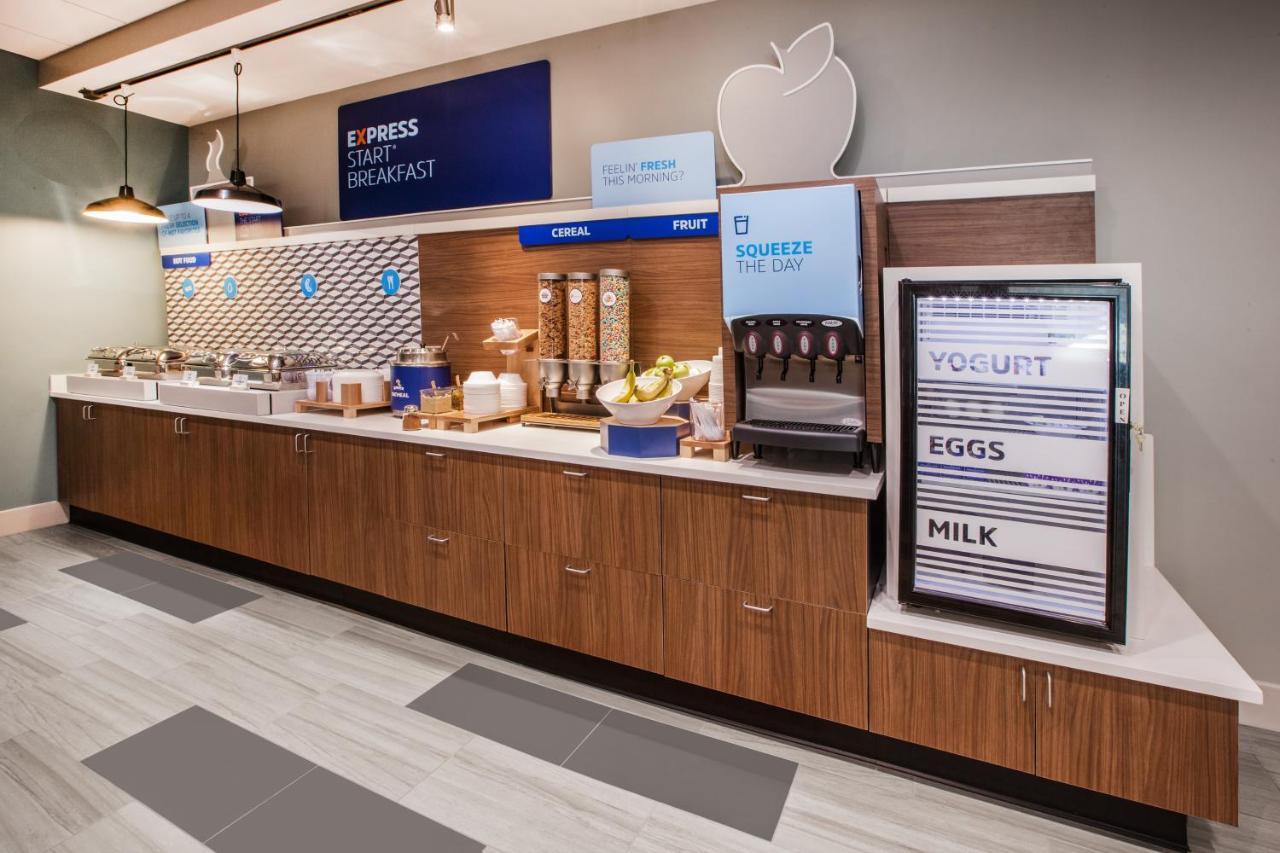 Holiday Inn Express - White Marsh By Ihg Dış mekan fotoğraf